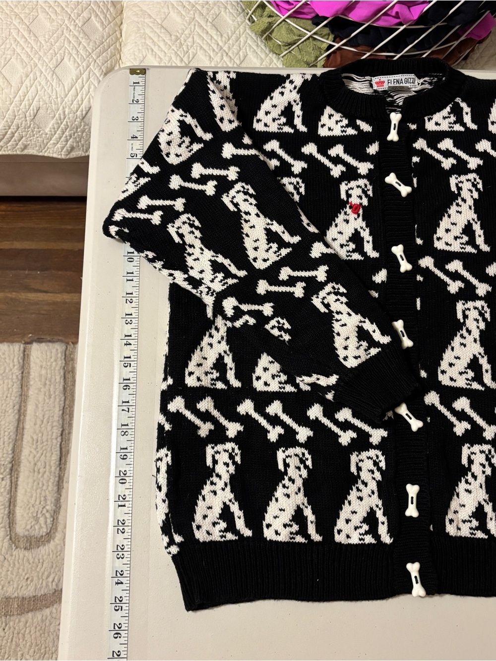 Vintage Womens Novelty Sweater Size M Dalmation Red Collar Dog Bone Buttons Rare - Picture 5 of 7